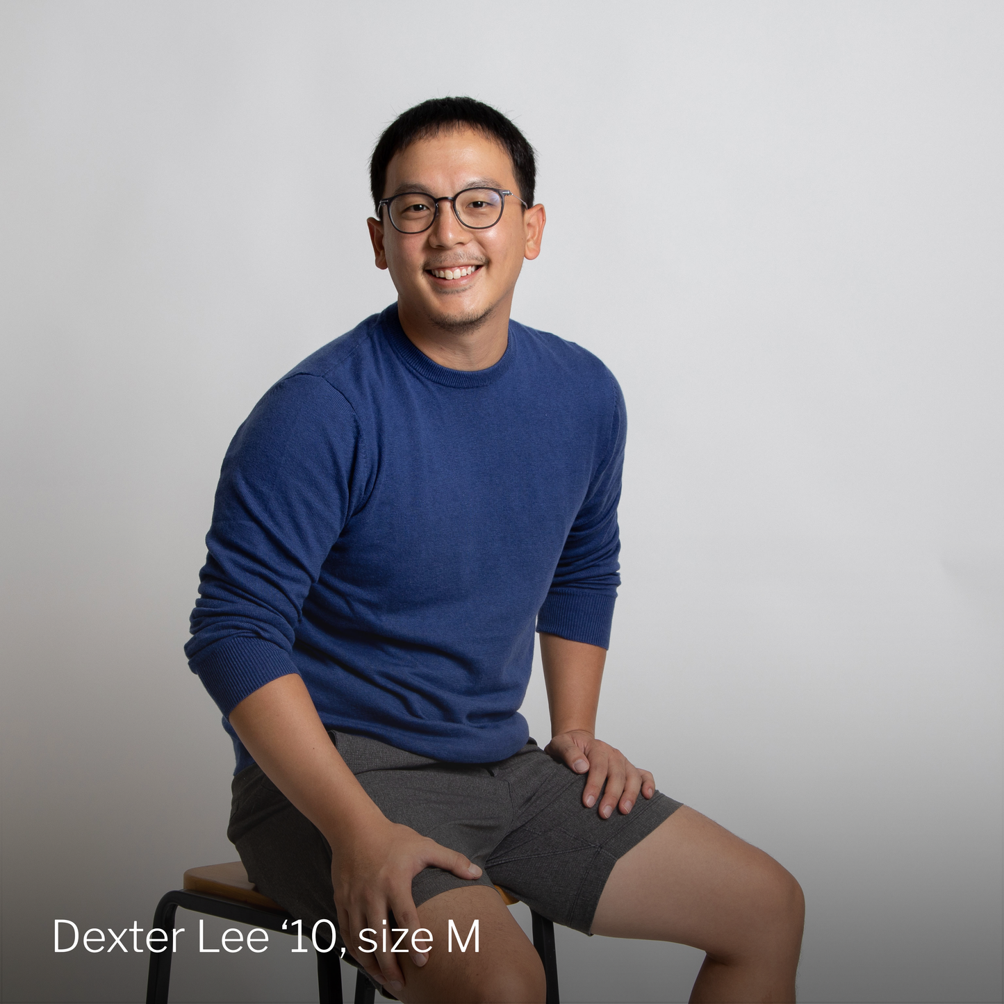 LOFO Cashmere & Upcycled Cotton Crewneck Sweater in Navy